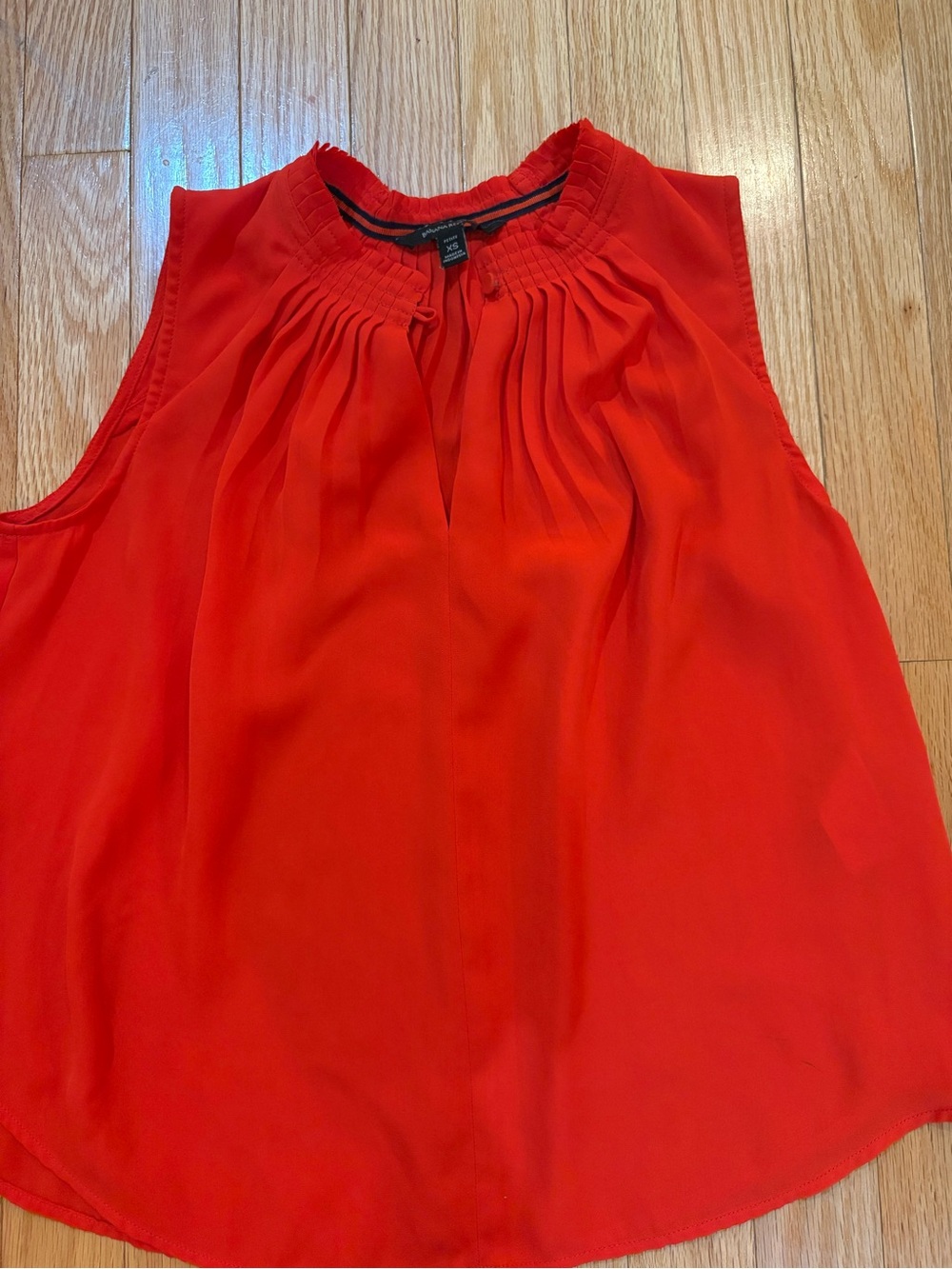 Banana Republic Women's Red Tank Top Size Extra Small